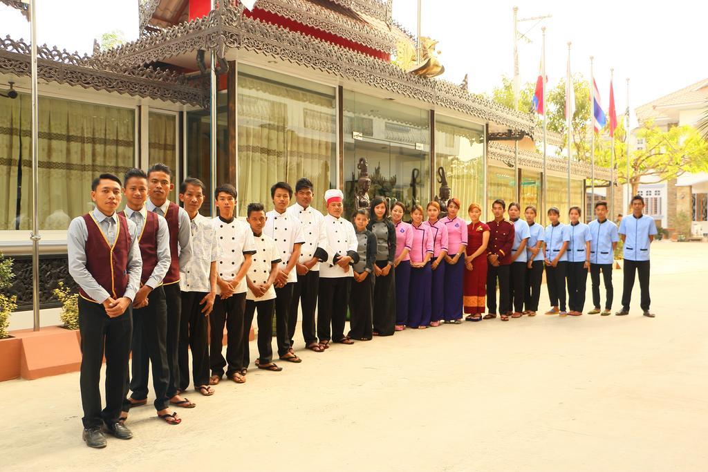 Mandalay White House Hotel Esterno foto